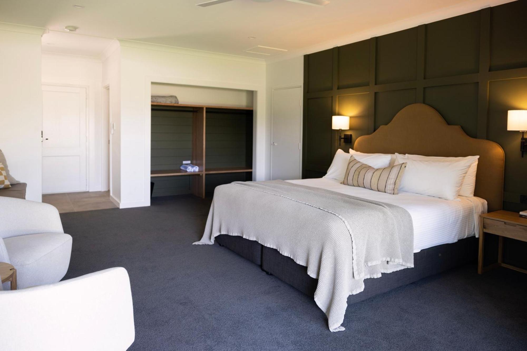 Motel The 3*
